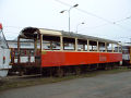 Již vyřazený šrotovaný vůz č. 104 v březnu 2002 ve vozovně Slovany