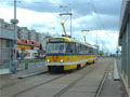 Souprava 280+281 (digitální progress) v zastávce Plzeňka 4. 5. 2005