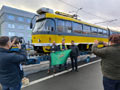 Nakládka tramvaje K3R-NT č. 311 před cestou do Charkova 8. 12. 2025
