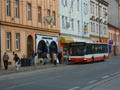 Po změně provozu je výstupní zastávky linky 1A výrazně dál od nástupní zastávky tramvaje. Proč není umožněn nástup do tramvaje na protější výstupní zastávce? 17. 10. 2010