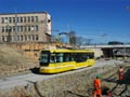 Vario LFR.S č. 346 projíždí stavbou u nádraží 7. 4. 2018