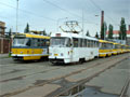 Vozy odstavené na tzv. zahradě - vozovny Slovany 17. 6. 2006