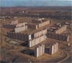 Pohled na sídliště Skvrňany od severozápadu v sedmdesátých letech
