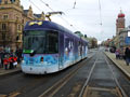Vario LF 2/2 IN č. 362 letošní Vánoční tramvaj nasazena jako Tříkrálová tramvaj na snímku v sadech Pětatřicátníků 8. 1. 2019