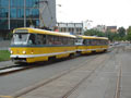 Souprava 282+264 na provizorní trati v Pražské ulici 15. 9. 2005