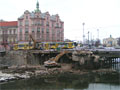 Rozebírání druhé poloviny mostu U Jána 3. 1. 2006
Foto: Zdeněk Sláma