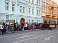 Zájemci o svezení Křižíkovo tramvají musely čekat frontu 28. 10. 2011